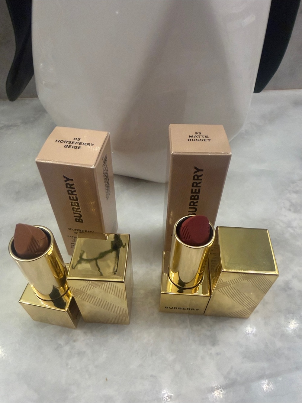 Burberry Matte Lipstick Set - Horseferry Beige & Matte Russet Bundle